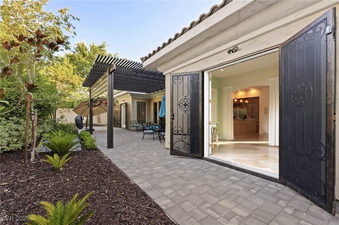 9004 Rolling Knoll Court