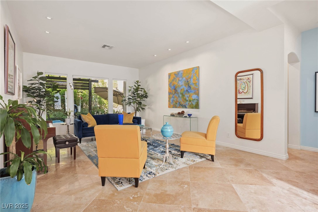 9004 Rolling Knoll Court