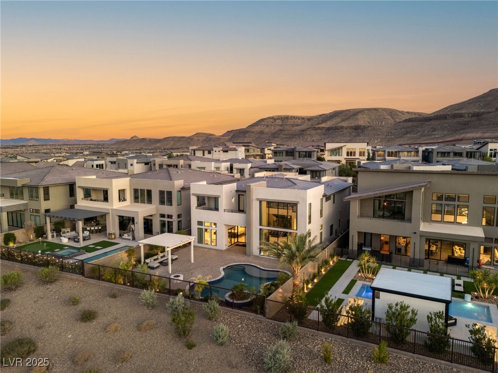 5201 Fading Sunset Drive
