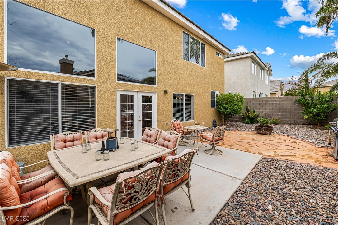 10212 Via Roma Place