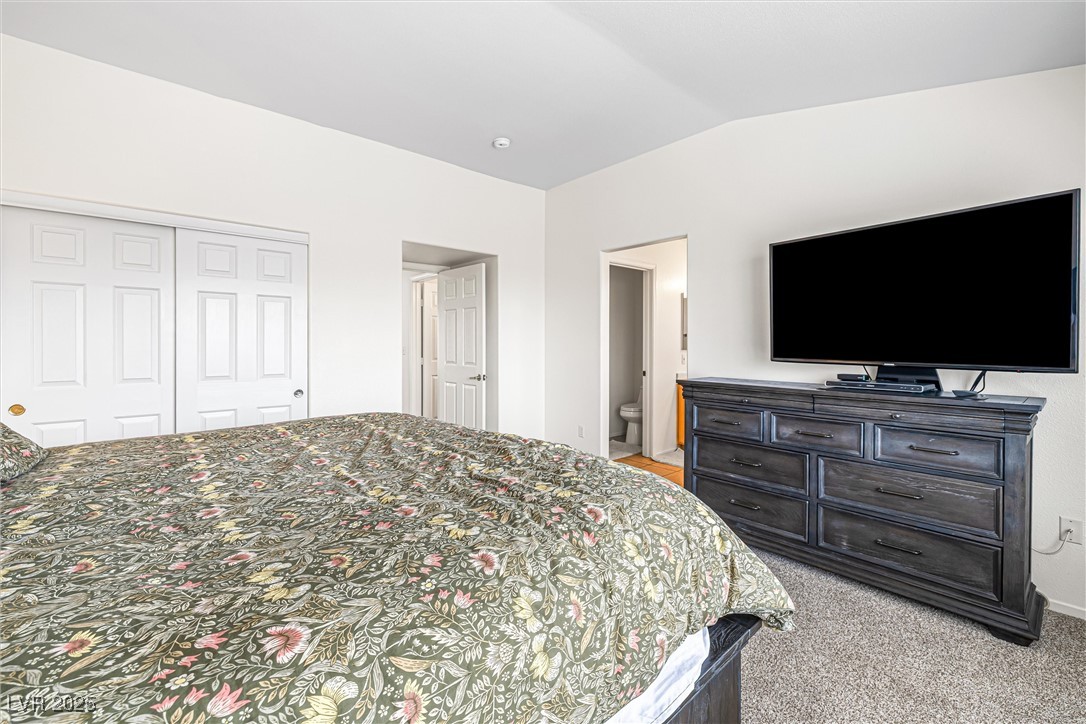 10212 Via Roma Place