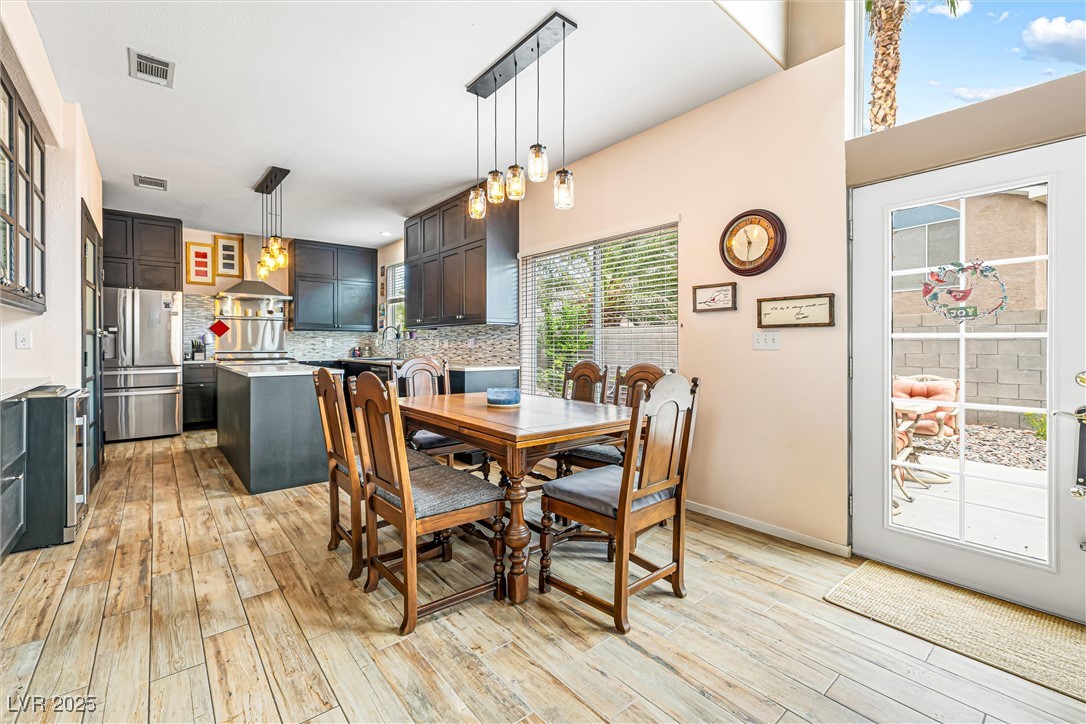 10212 Via Roma Place
