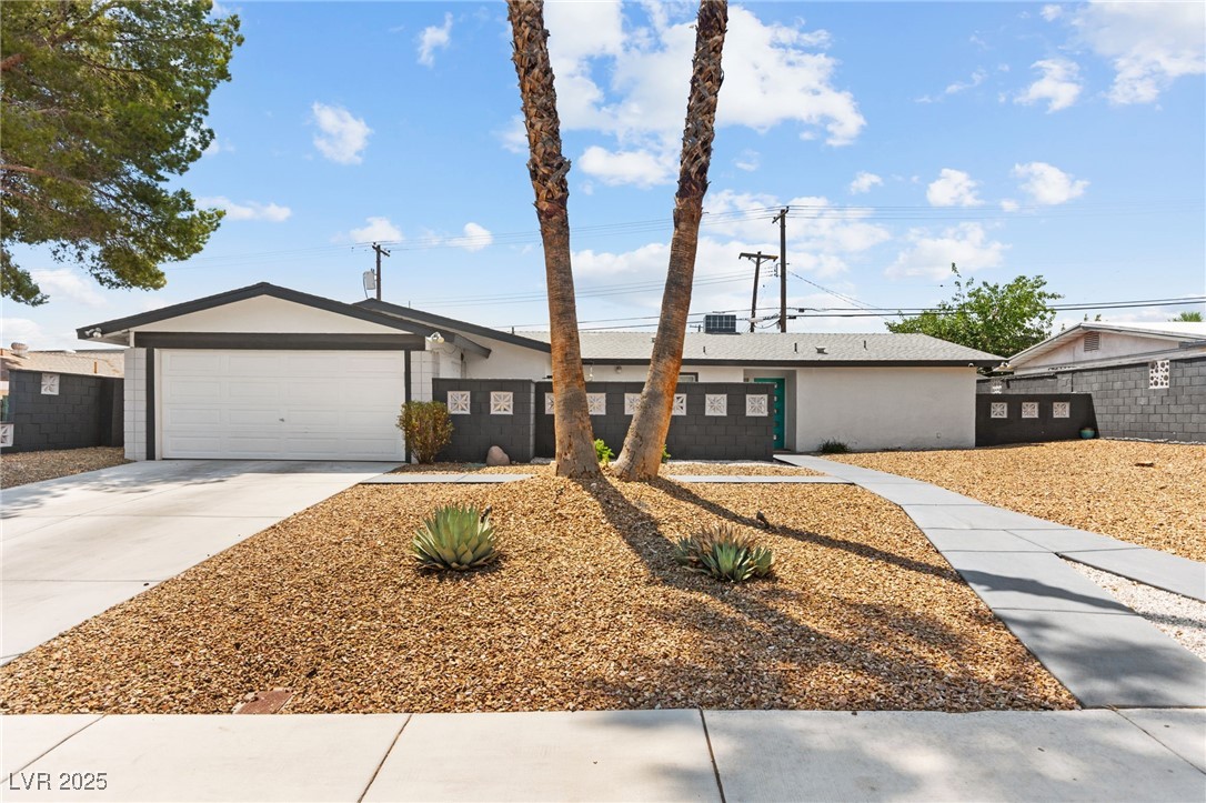1531 Commanche Drive
