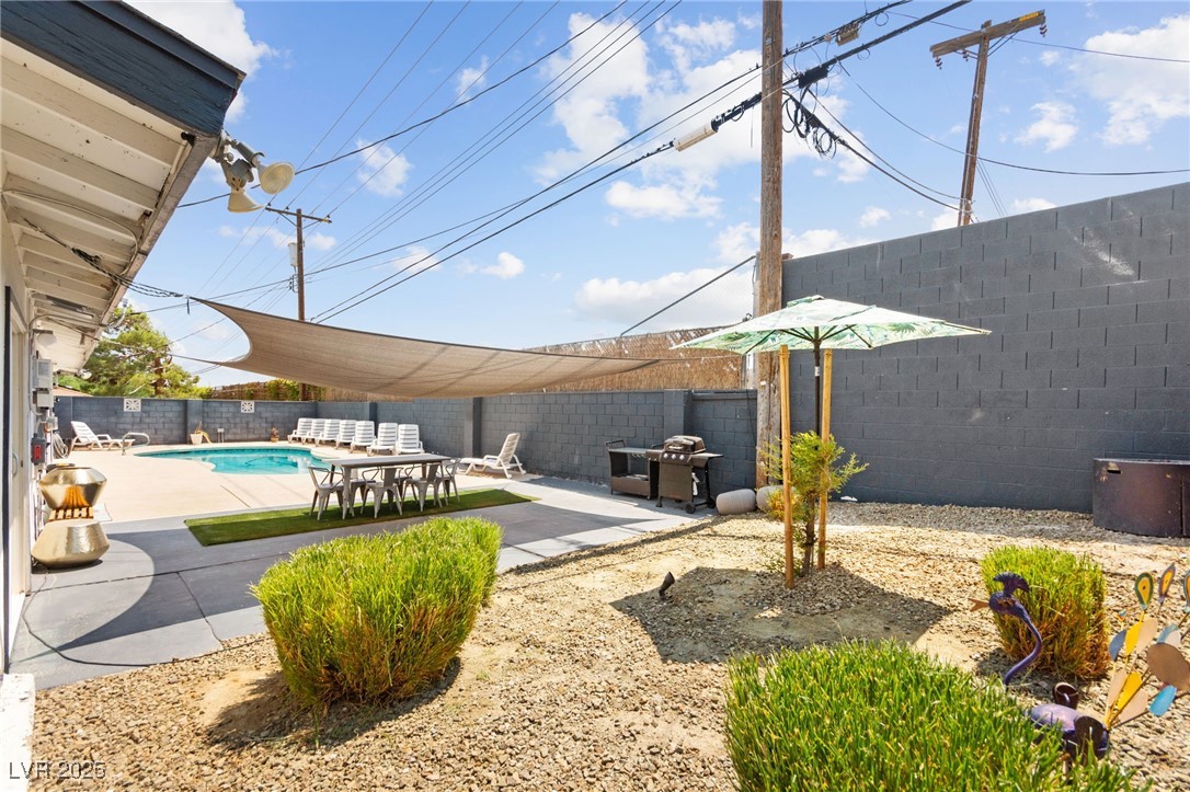 1531 Commanche Drive