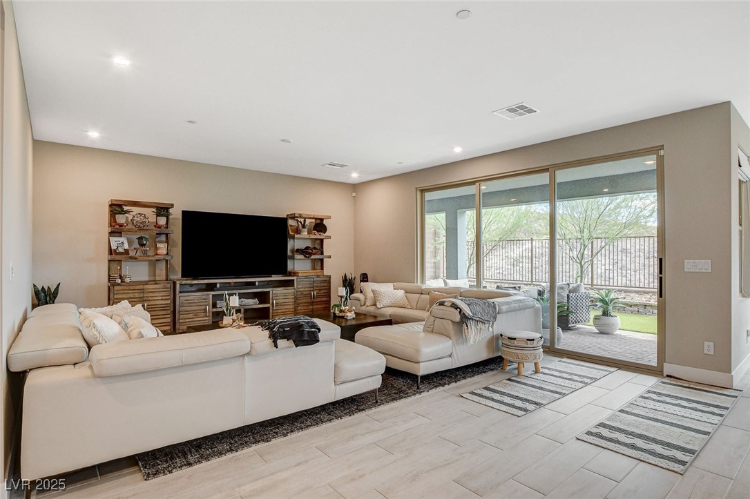 225 Abbey Hill Street