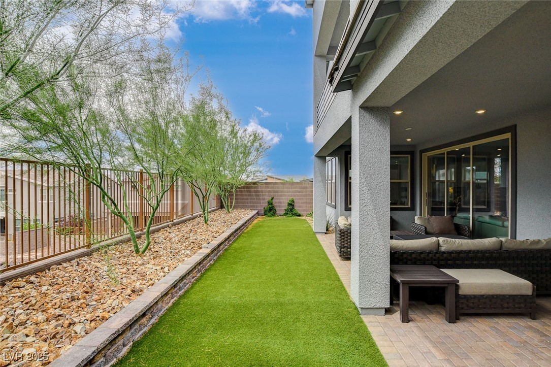 225 Abbey Hill Street