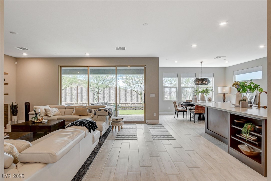 225 Abbey Hill Street