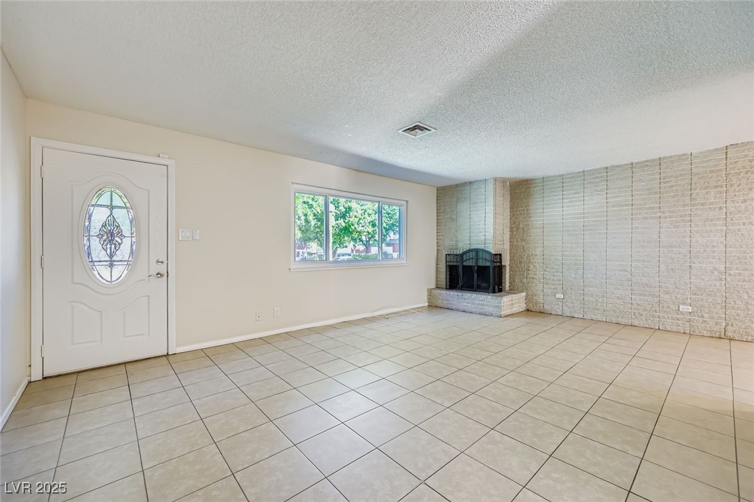 639 Pecos Way