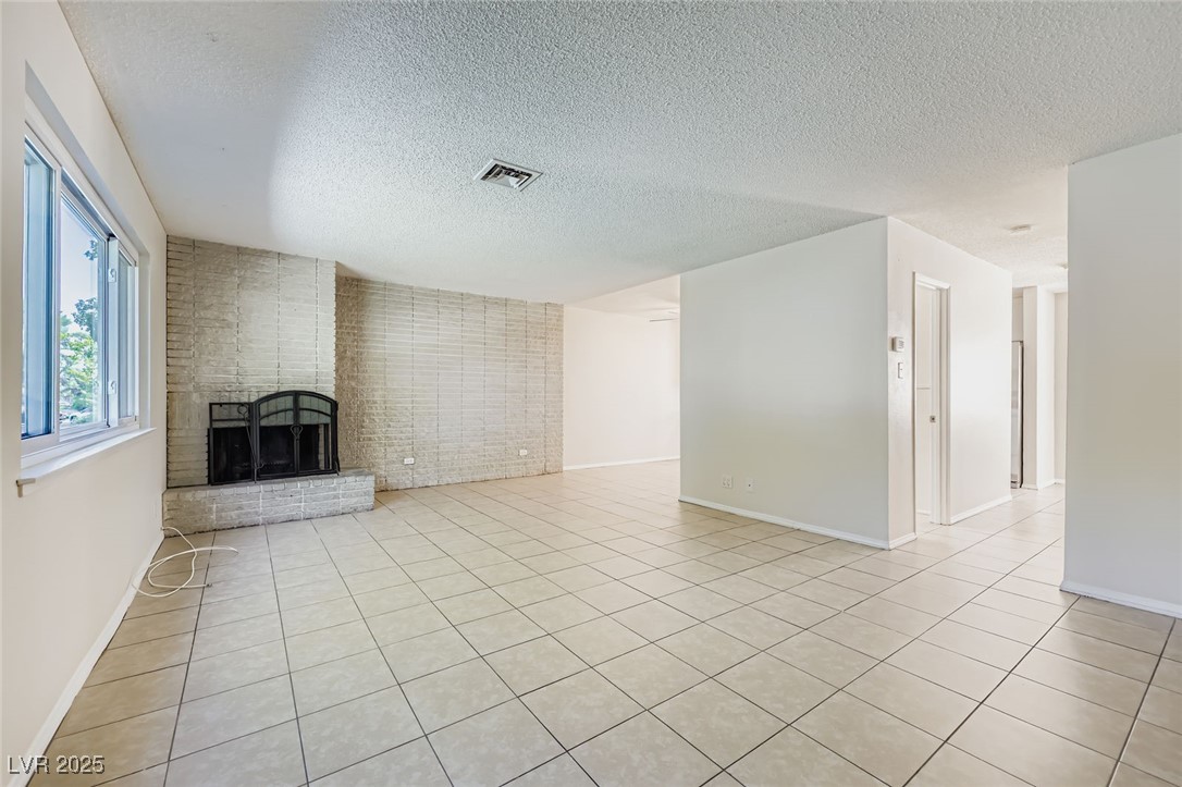 639 Pecos Way