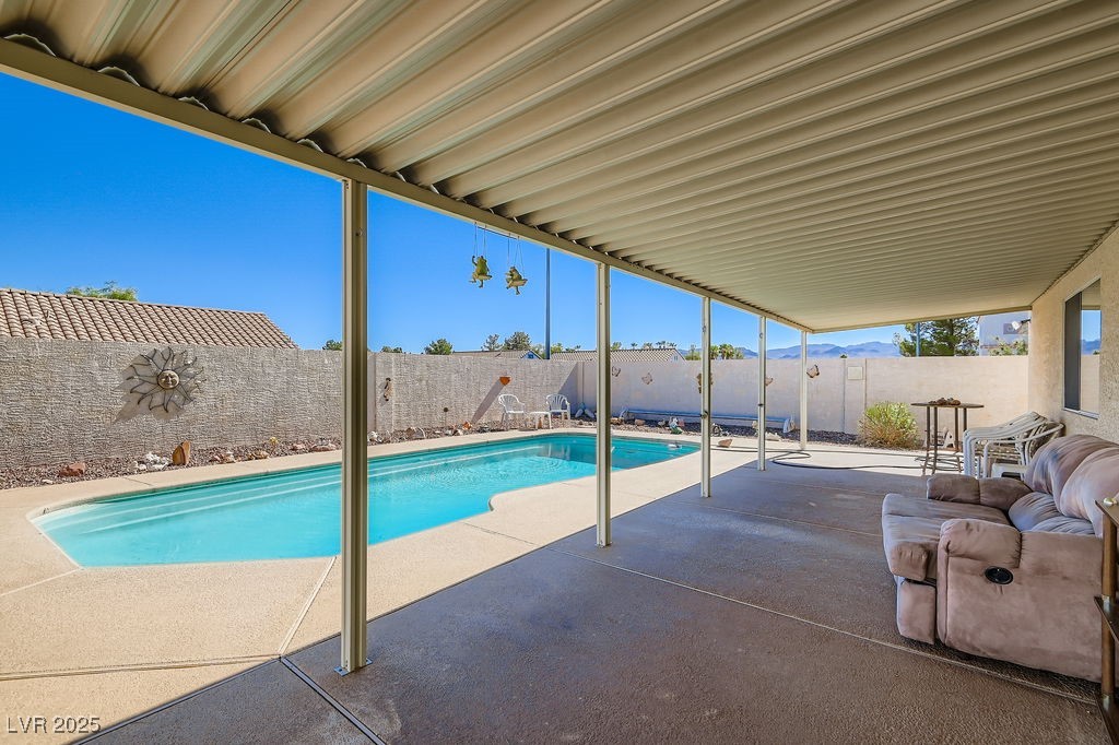 834 Dulce Fountain Way
