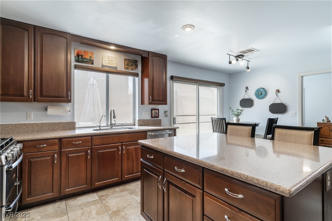 3345 Robin Nest Court