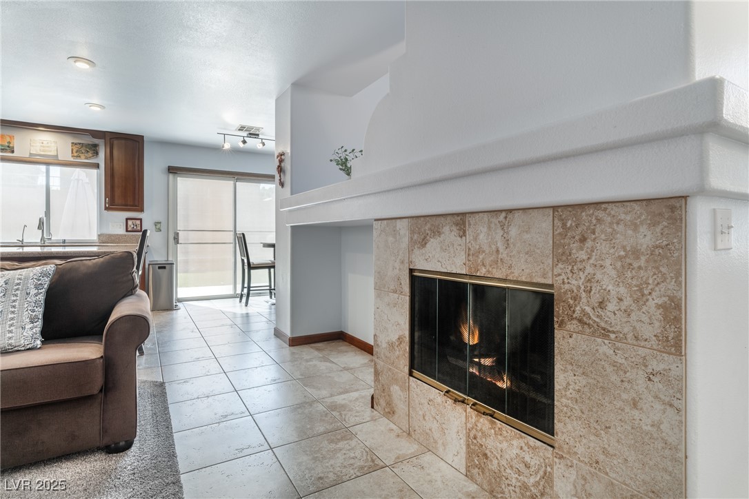 3345 Robin Nest Court