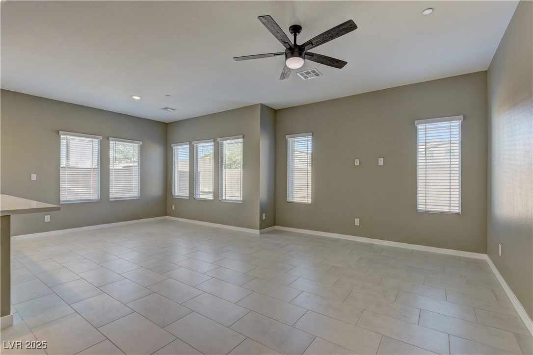 289 Aravalli Crest Street