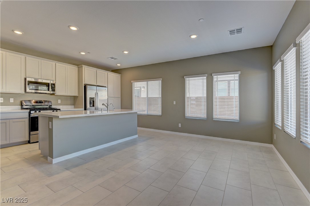 289 Aravalli Crest Street