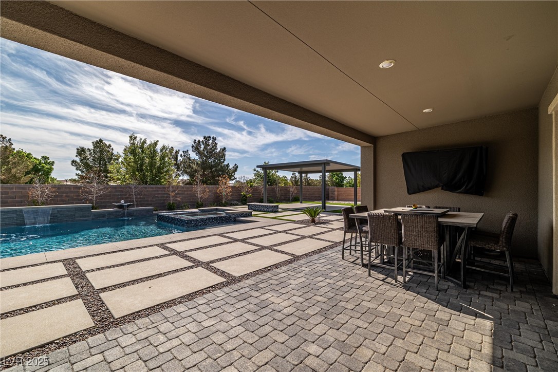 8420 Black Brush Lane
