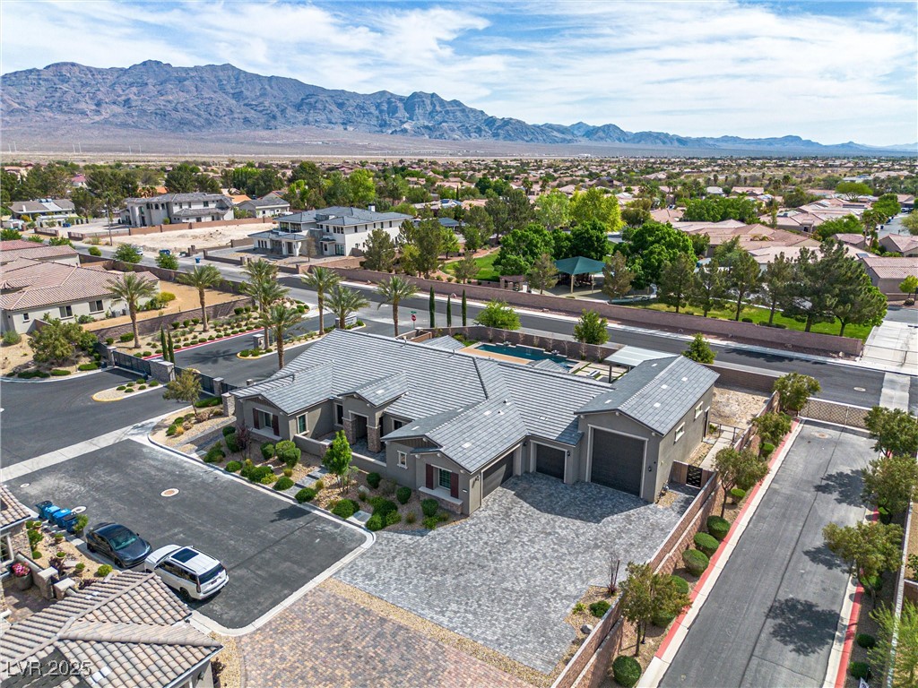 8420 Black Brush Lane