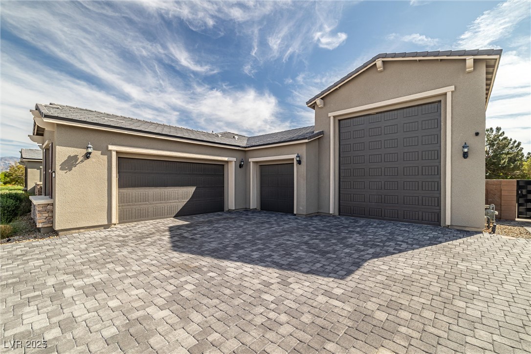 8420 Black Brush Lane