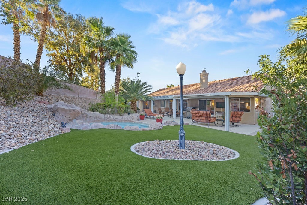 7815 Sunnyside Circle