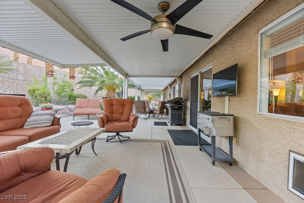7815 Sunnyside Circle