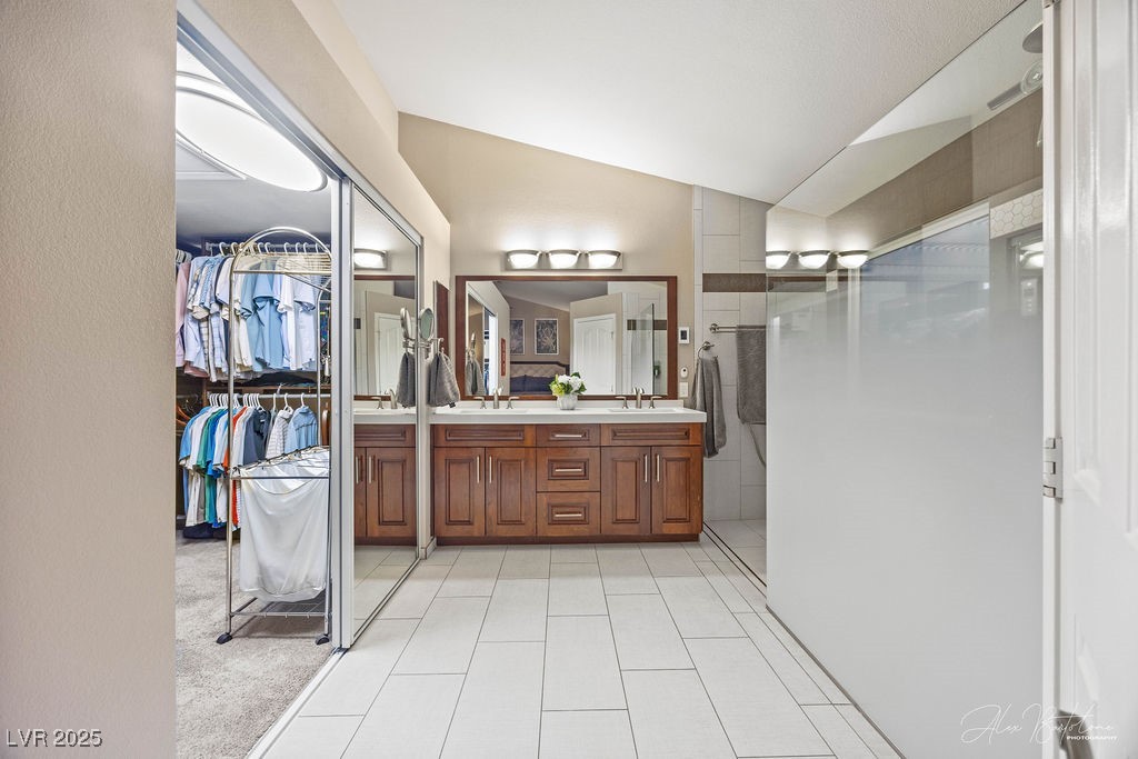 7815 Sunnyside Circle