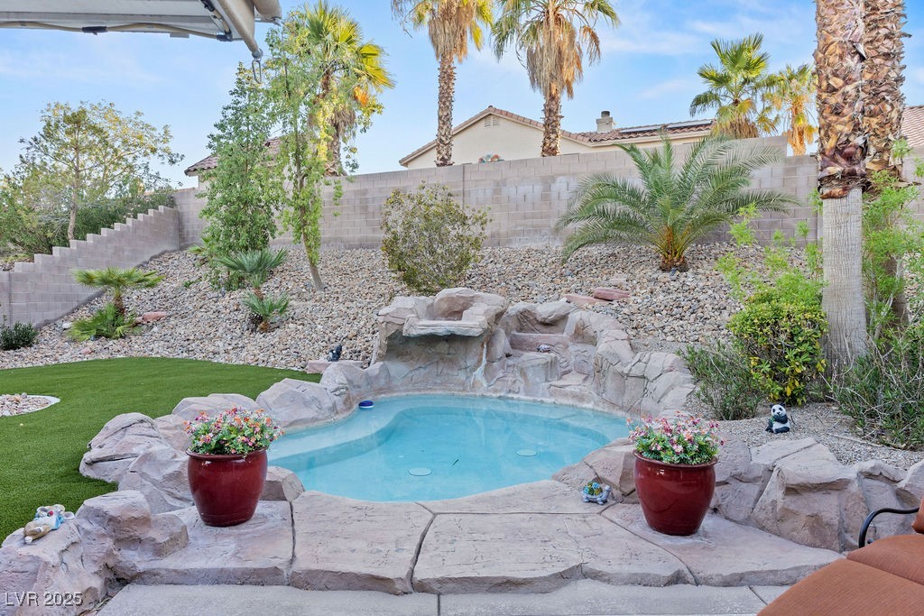 7815 Sunnyside Circle