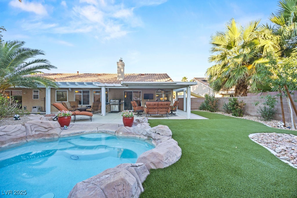 7815 Sunnyside Circle