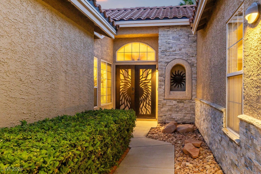 7815 Sunnyside Circle