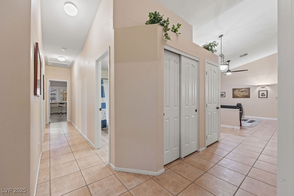 7815 Sunnyside Circle