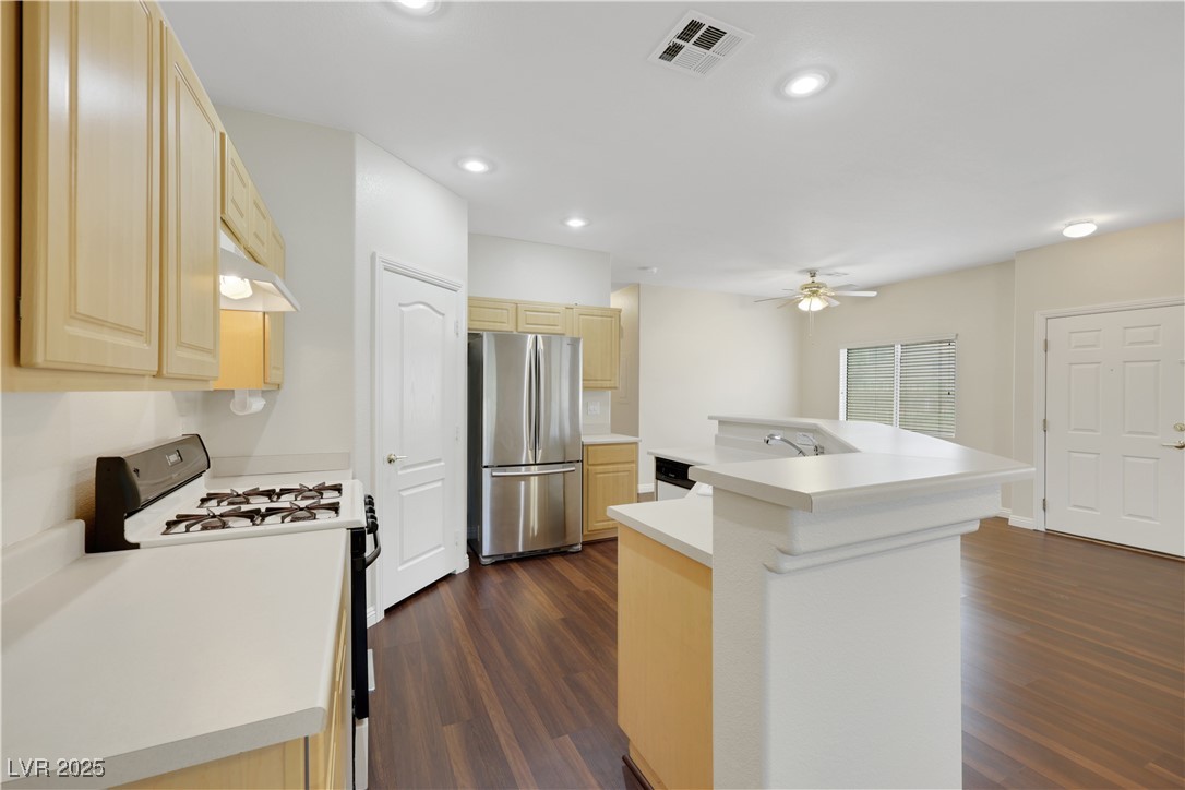 6550 Bucking Horse Lane 103
