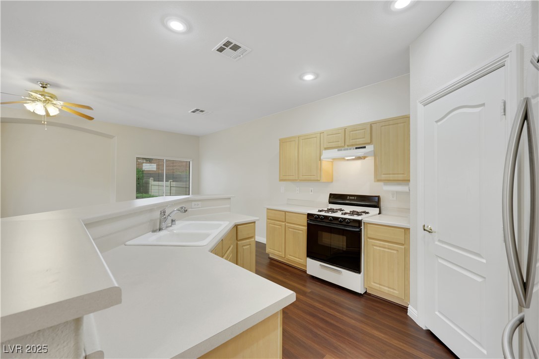 6550 Bucking Horse Lane 103