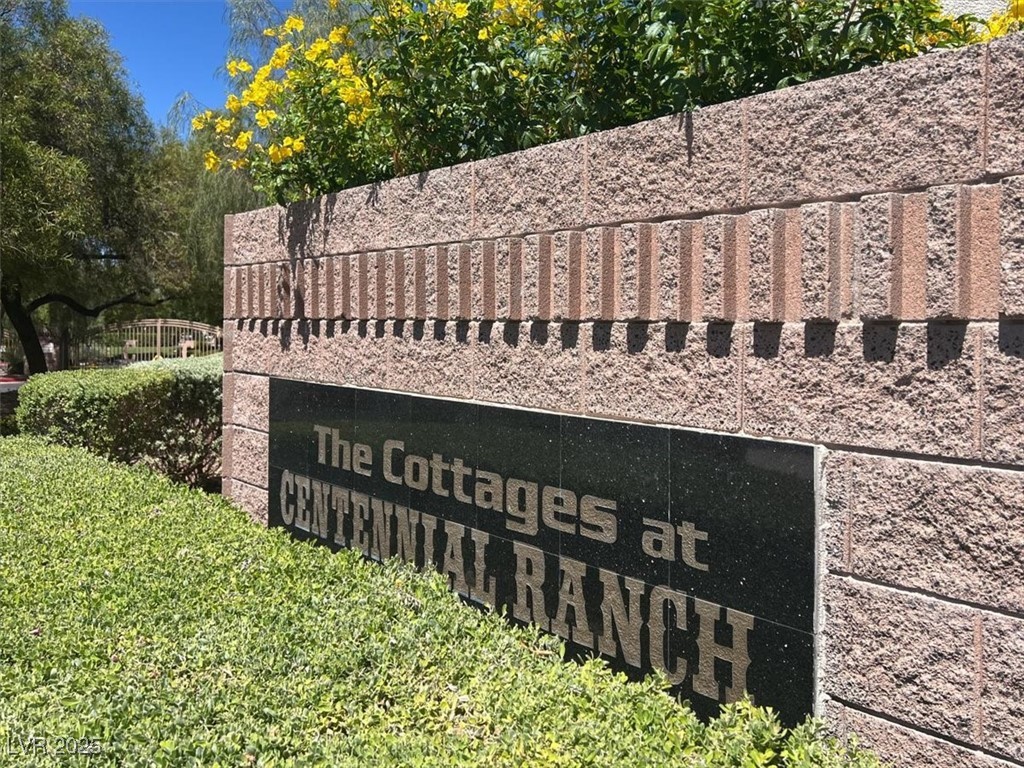 1011 Shades End Avenue