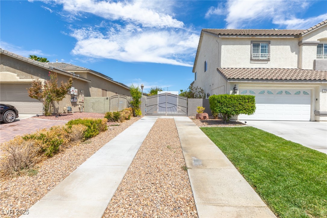 6204 Muirlands Court