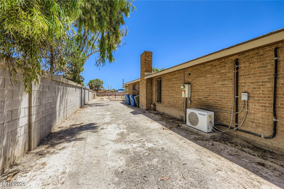 3370 North Bronco Street