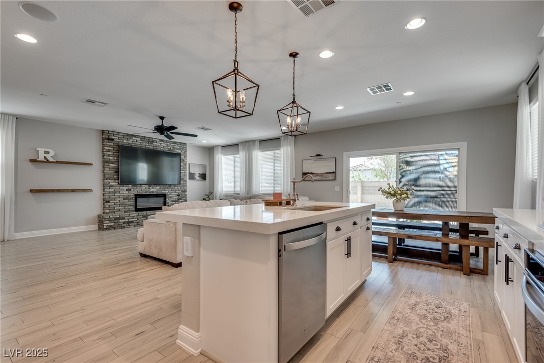 9925 Topaz Peak Court