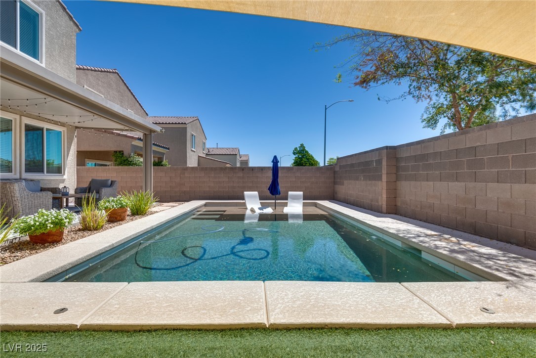 9925 Topaz Peak Court