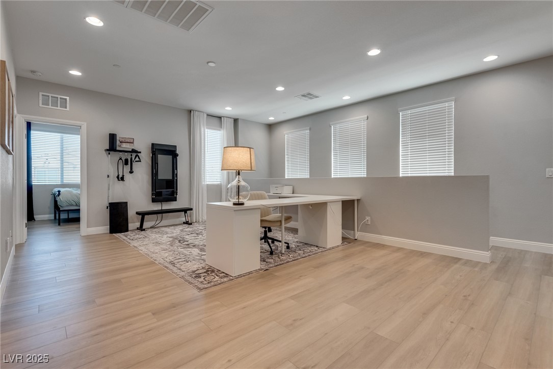 9925 Topaz Peak Court