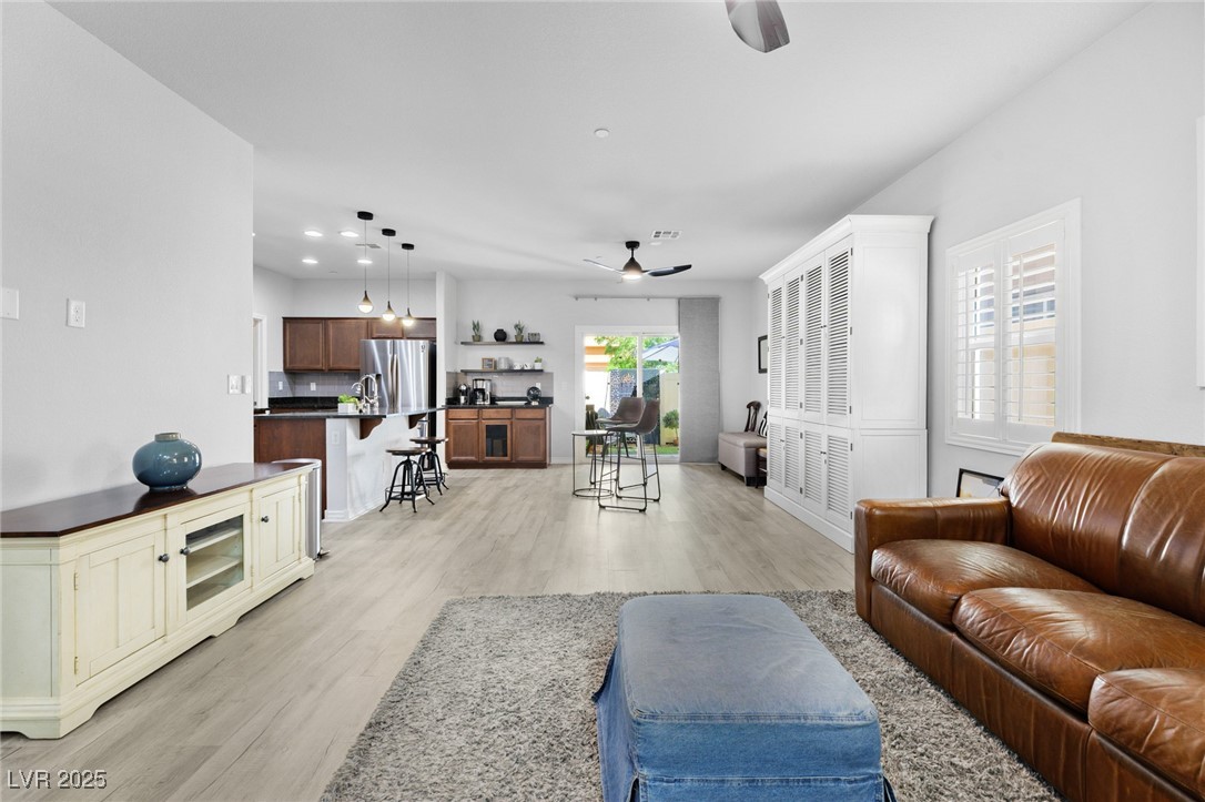 1866 Montefiore Walk