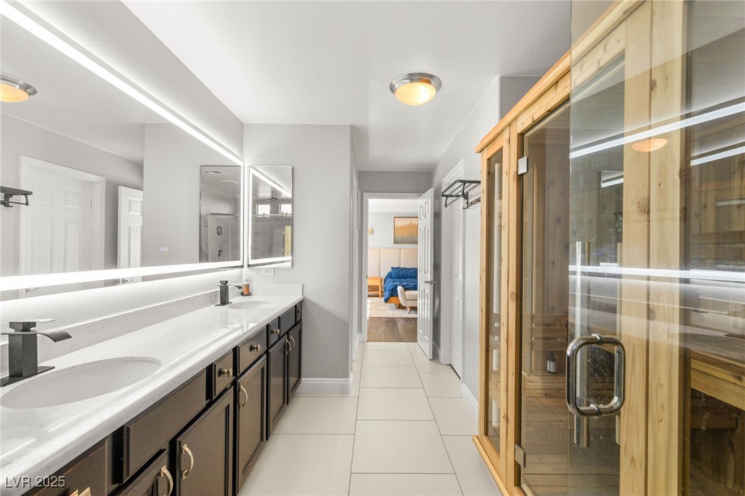 9621 Paraiso Springs Street