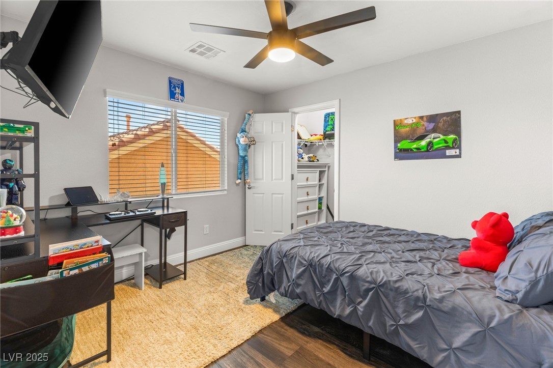 9621 Paraiso Springs Street