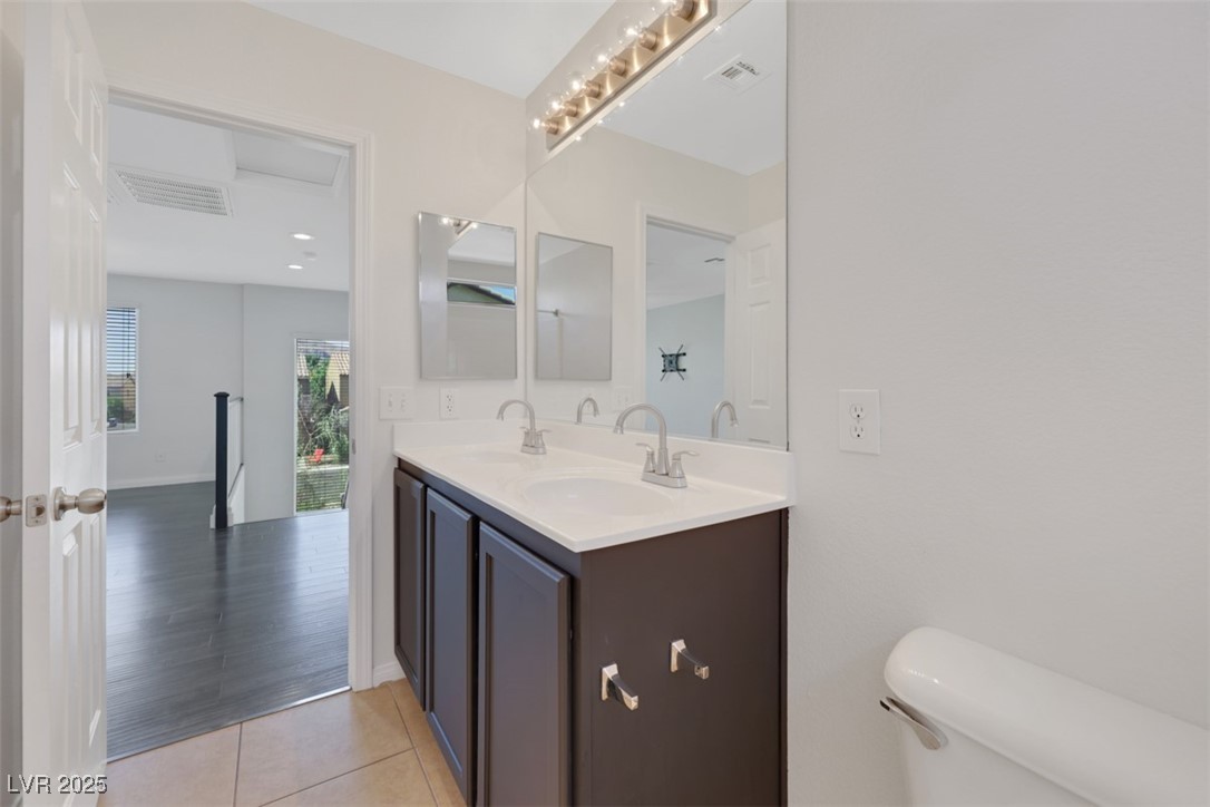 9745 WICKSTEAD Street