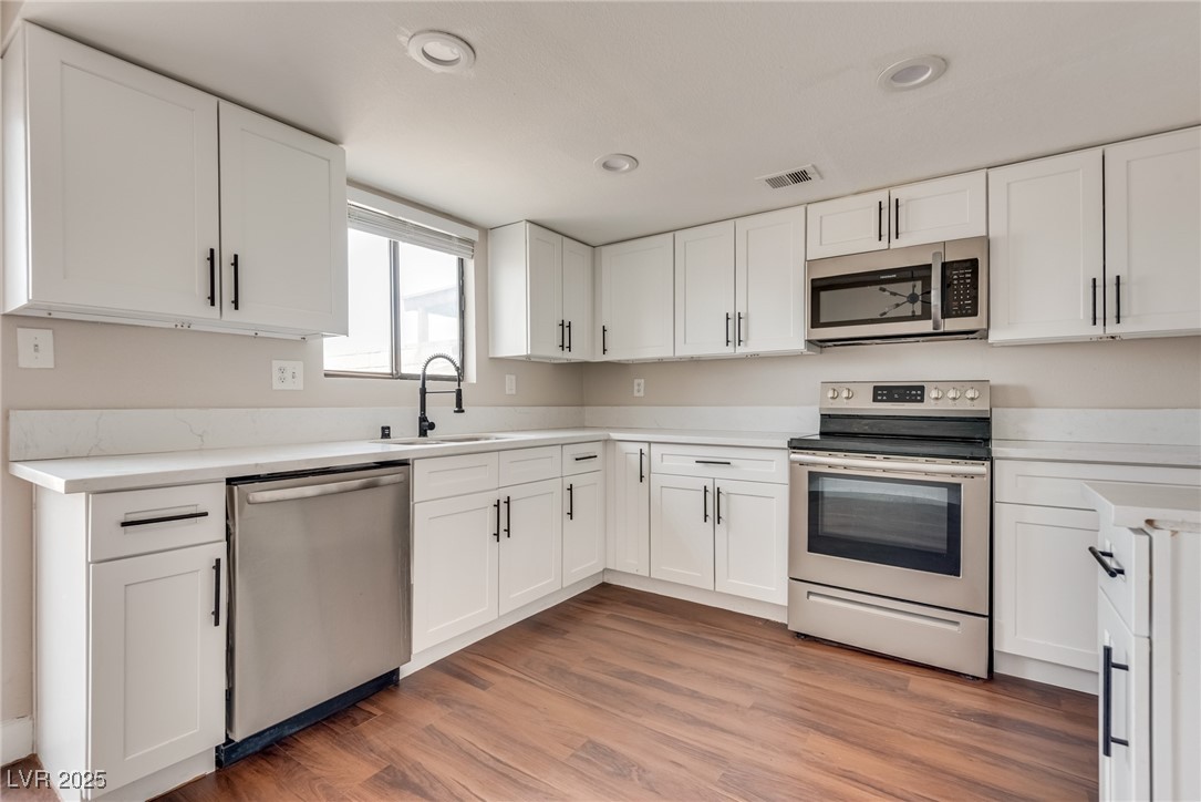 5240 Janfred Court 3