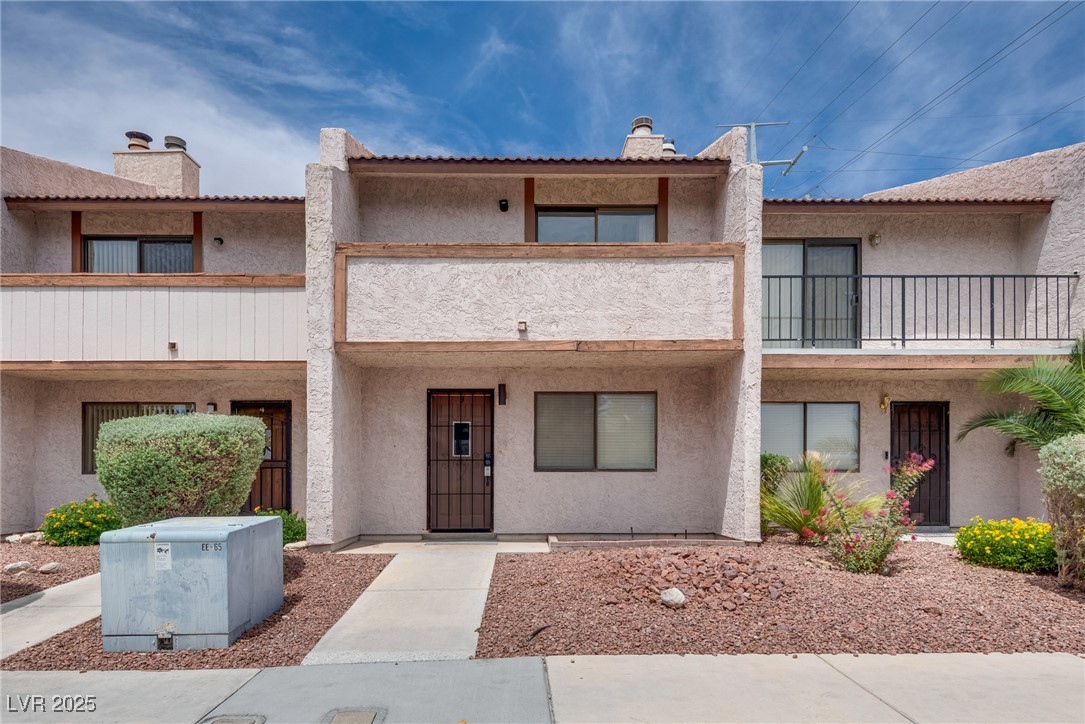 5240 Janfred Court 3