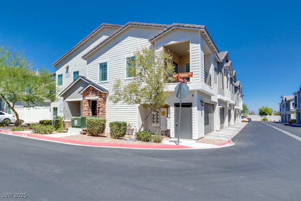 545 Teovani Street 1026