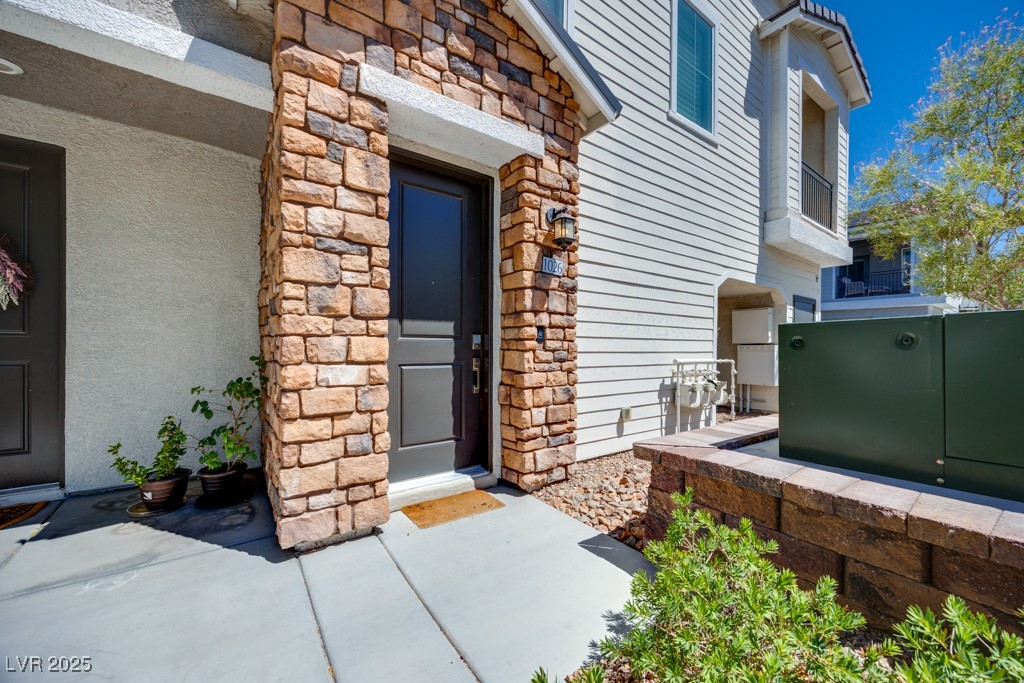545 Teovani Street 1026