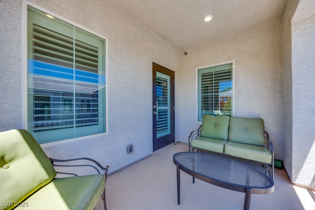 545 Teovani Street 1026