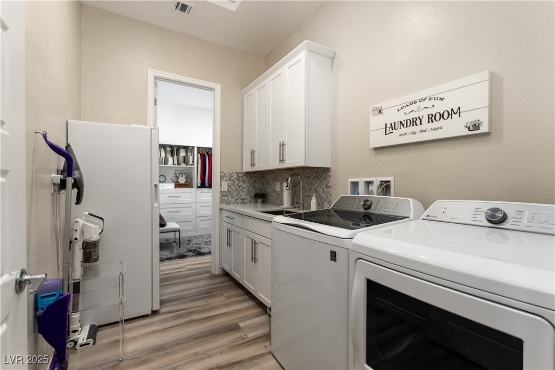 12438 Heritage Bend Drive