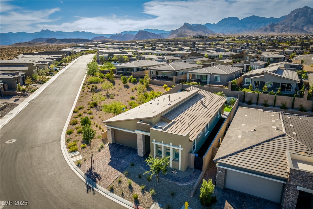 12438 Heritage Bend Drive