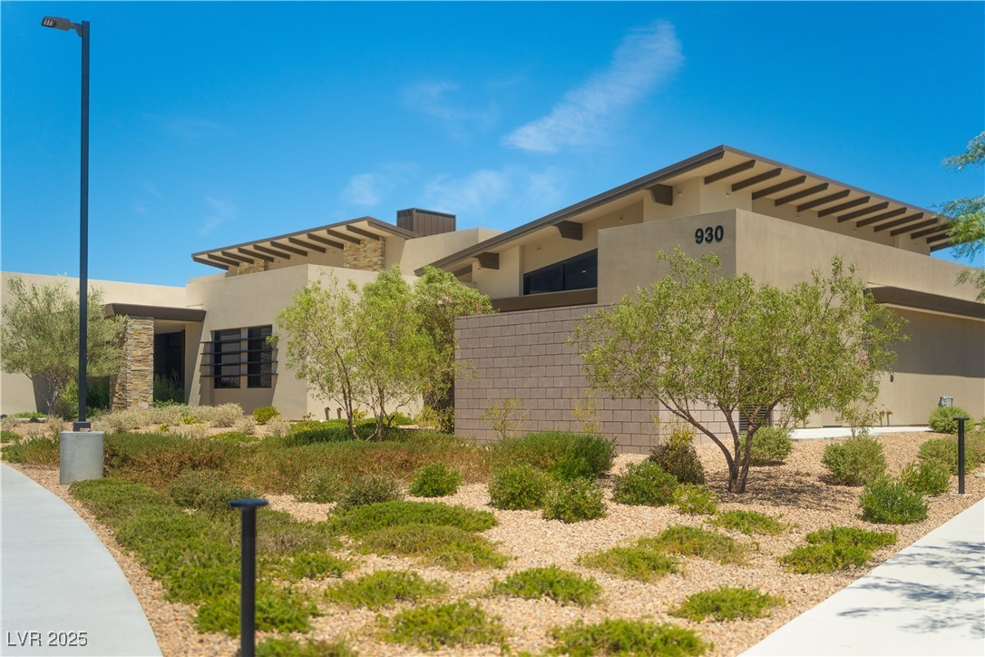 12438 Heritage Bend Drive