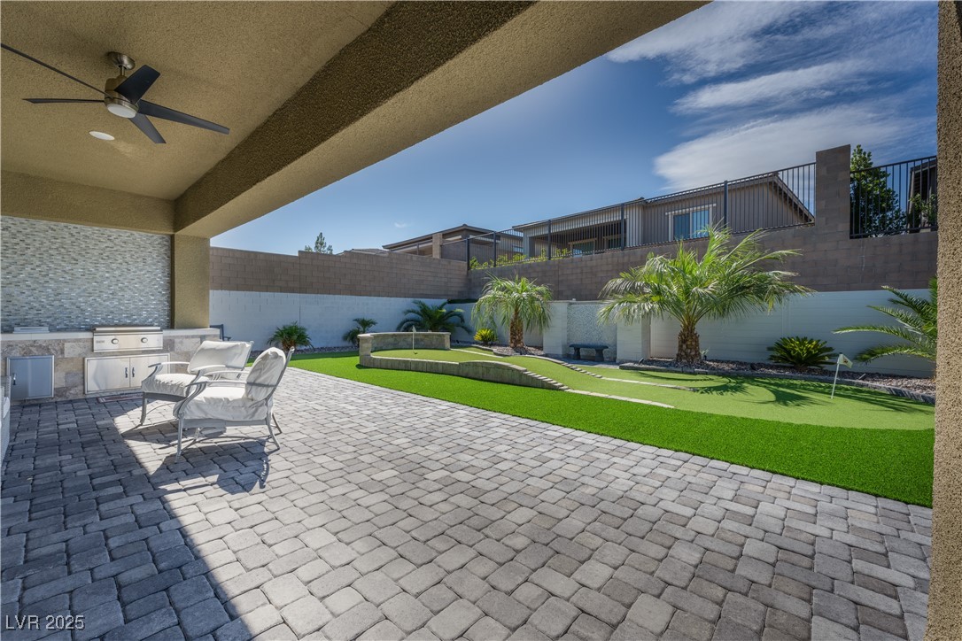 12438 Heritage Bend Drive