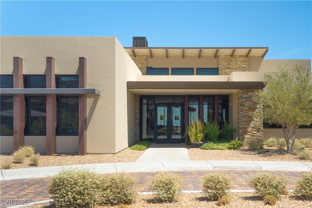 12438 Heritage Bend Drive